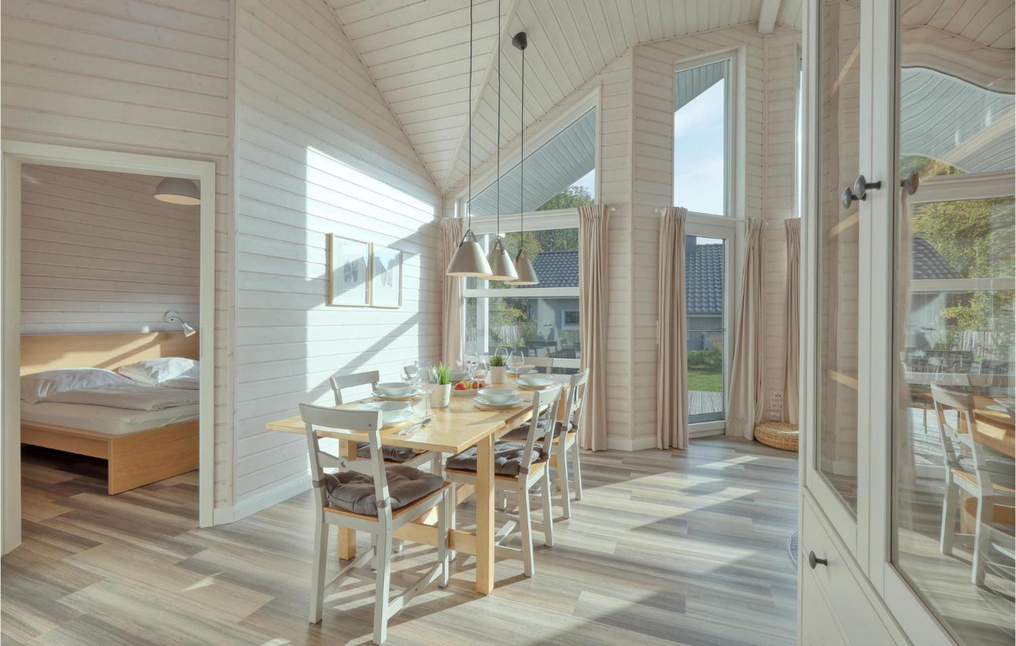 Stunning Home In Krems Ii-Warderbrueck With Wifi Gols Exterior foto