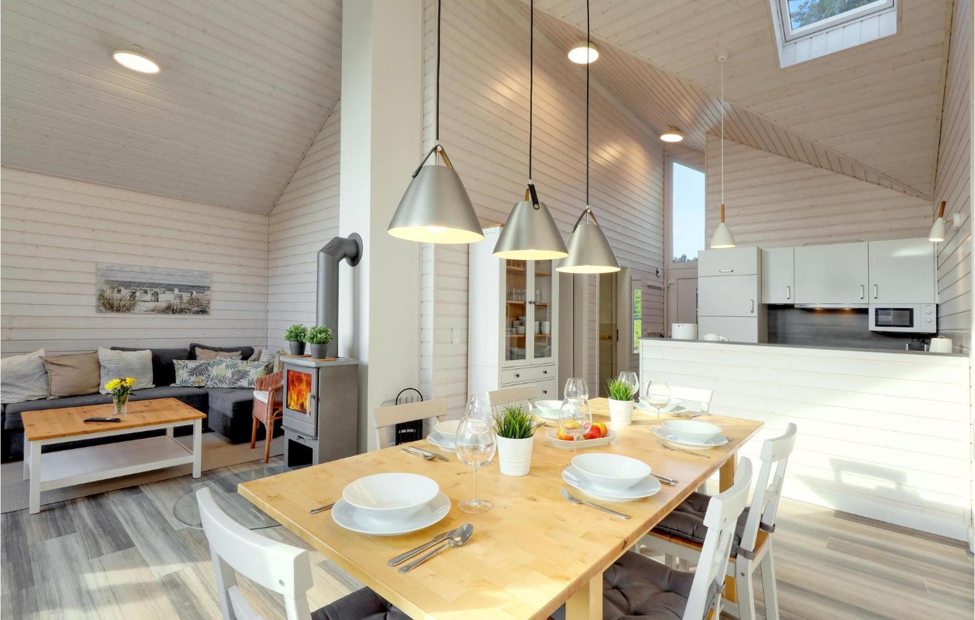 Stunning Home In Krems Ii-Warderbrueck With Wifi Gols Exterior foto